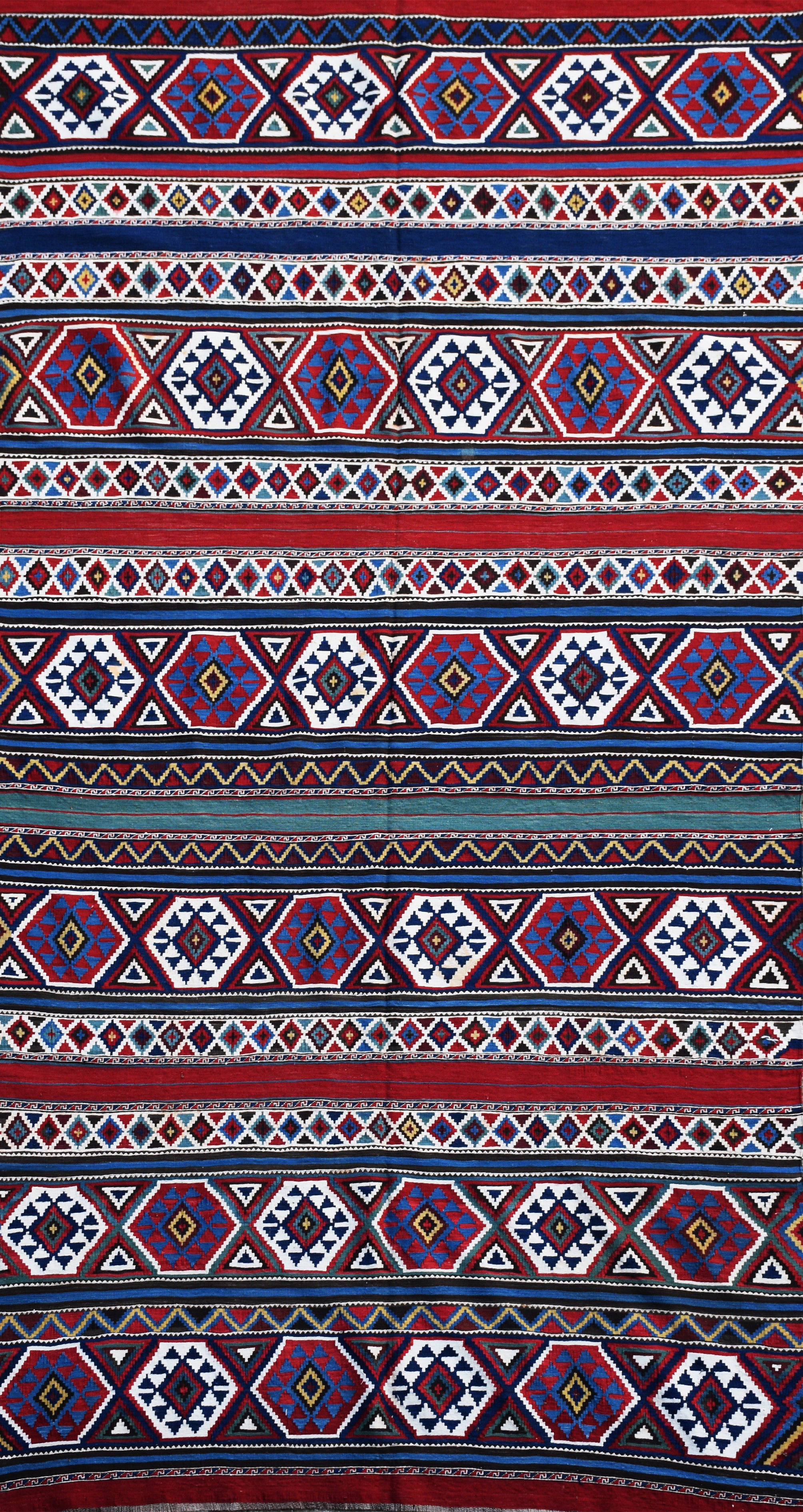 CHIRVAN CARPET