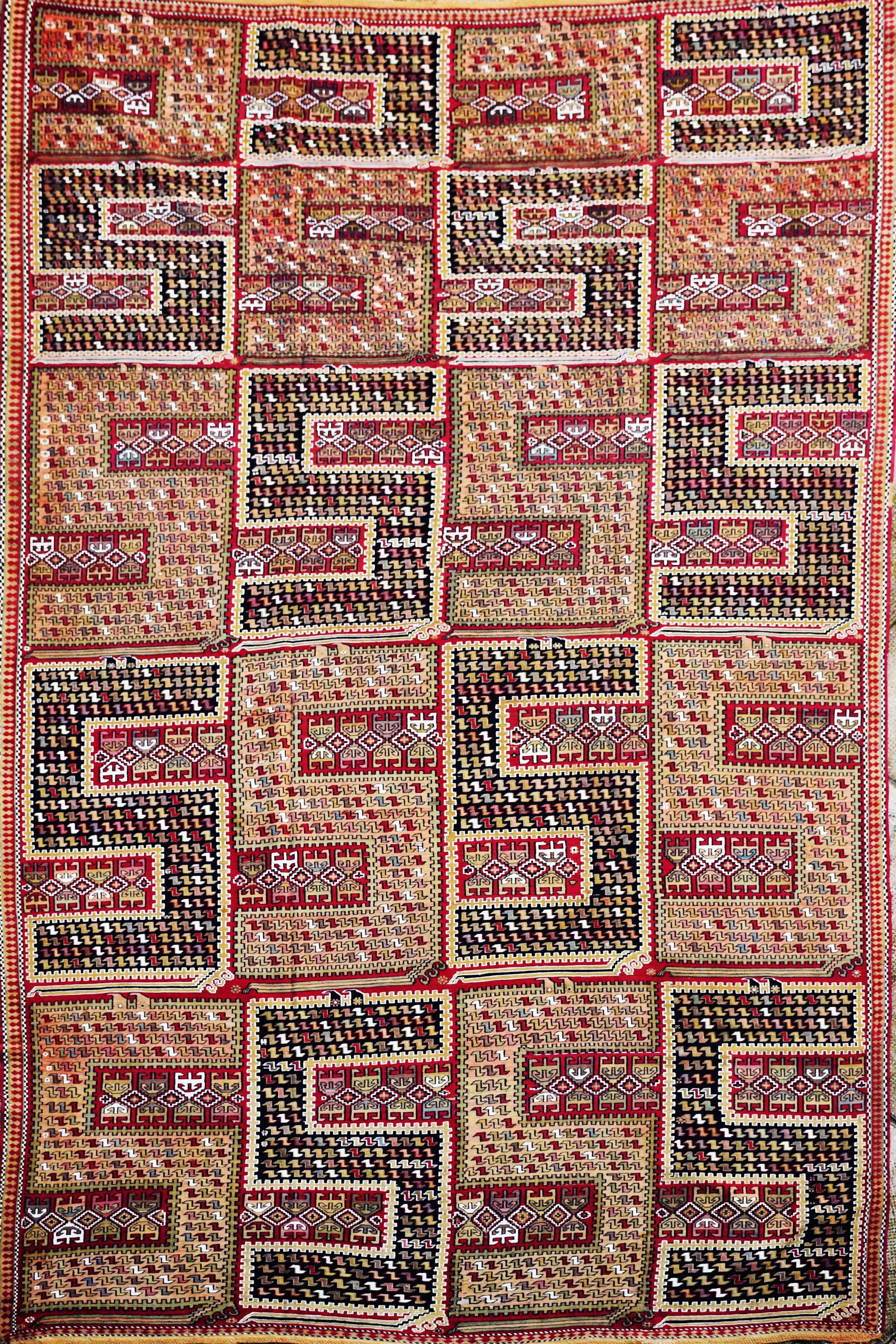 SILEH SOUMAK DRAGON CARPET