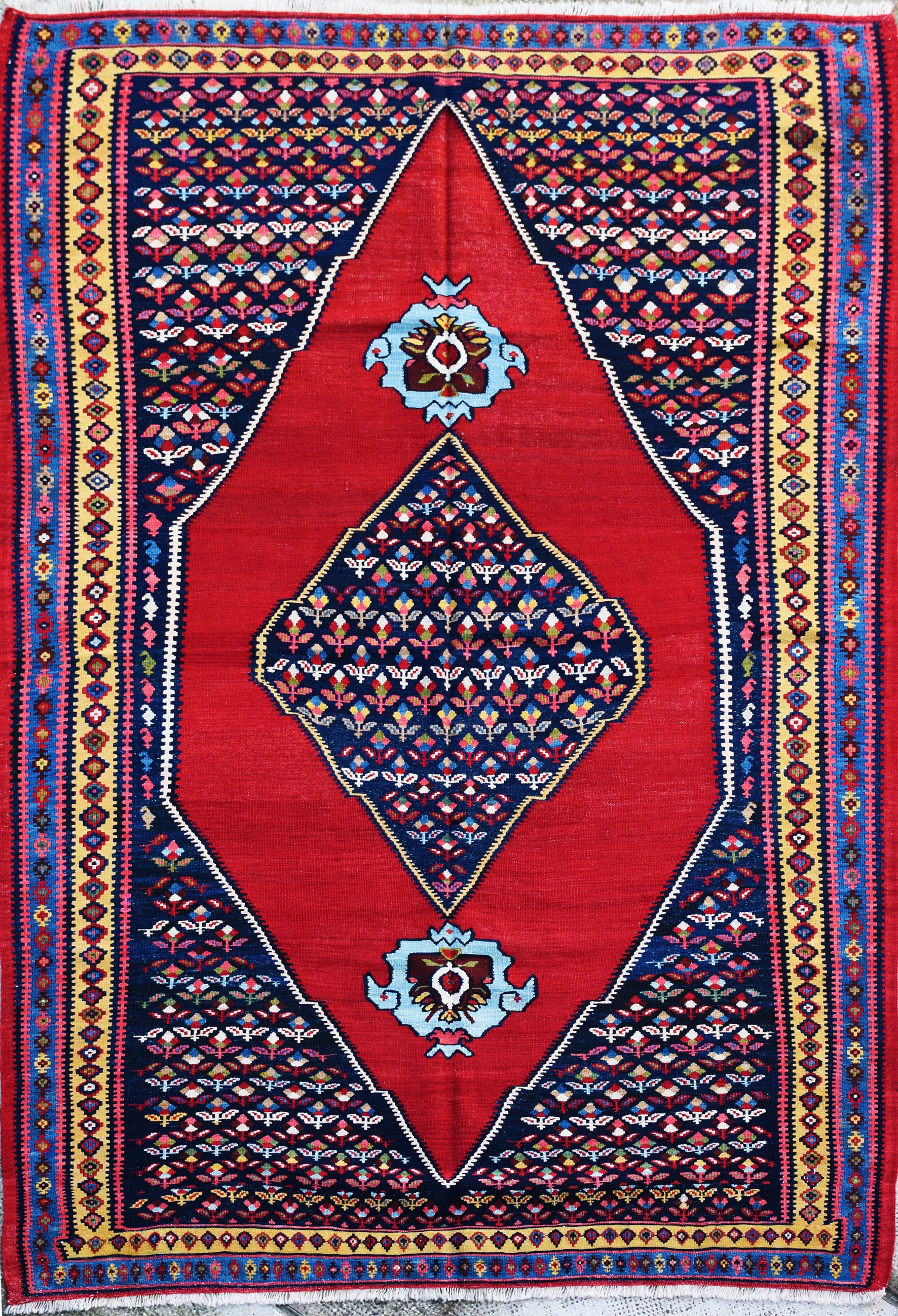 SENNEH KILIM CARPET