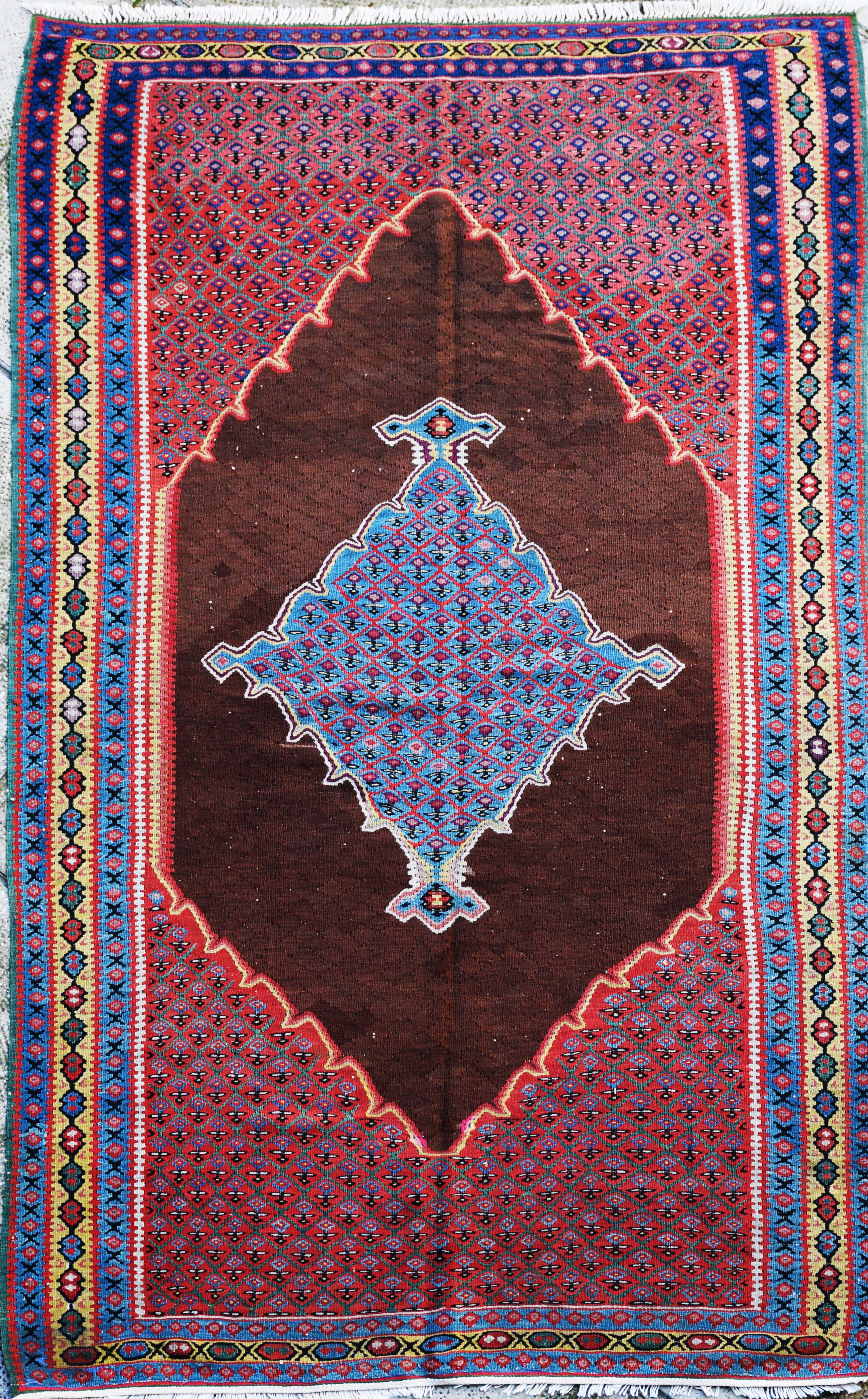 SENNEH KILIM CARPET