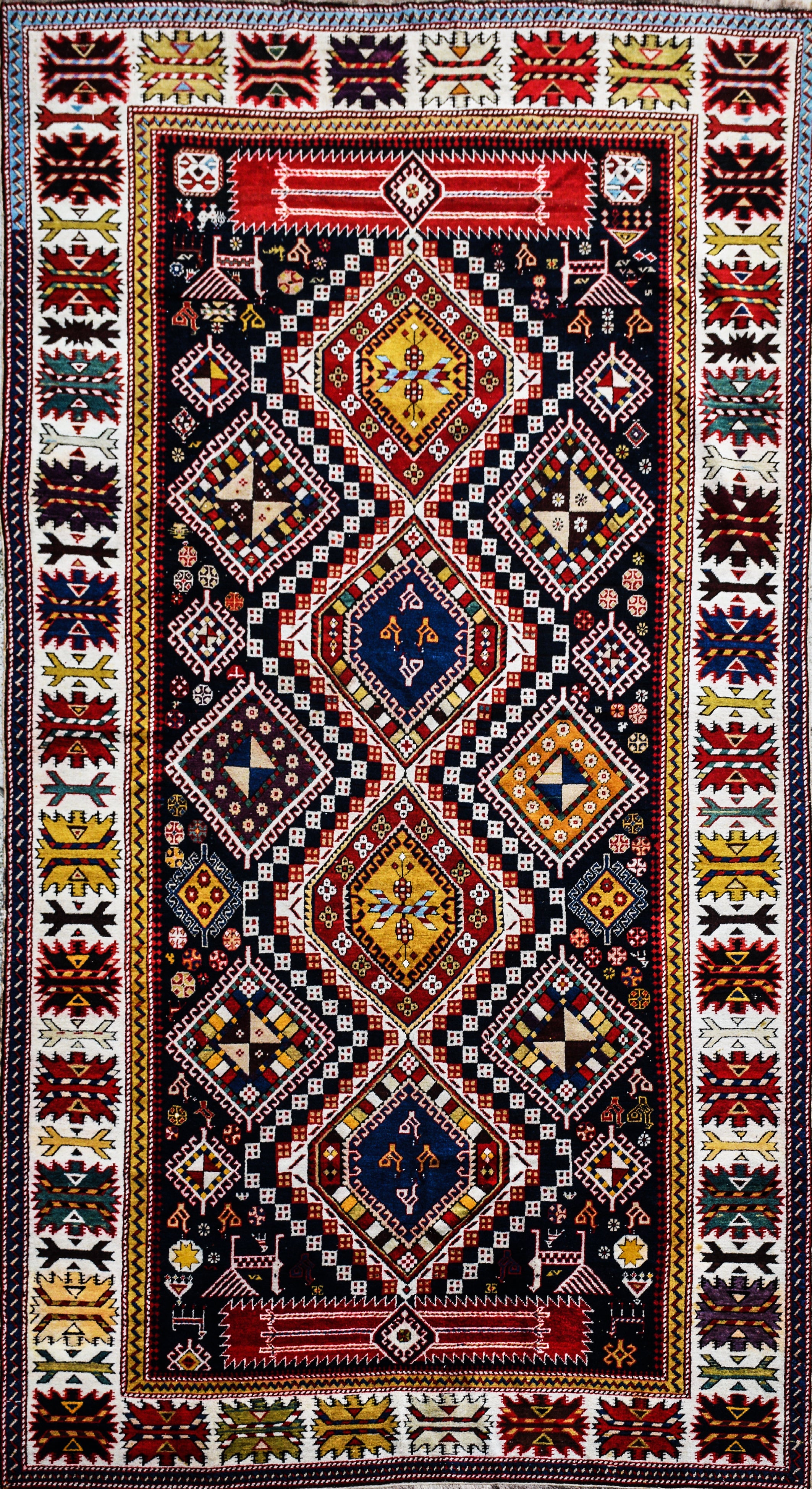 CHIRVAN SHAHNAZAR CARPET