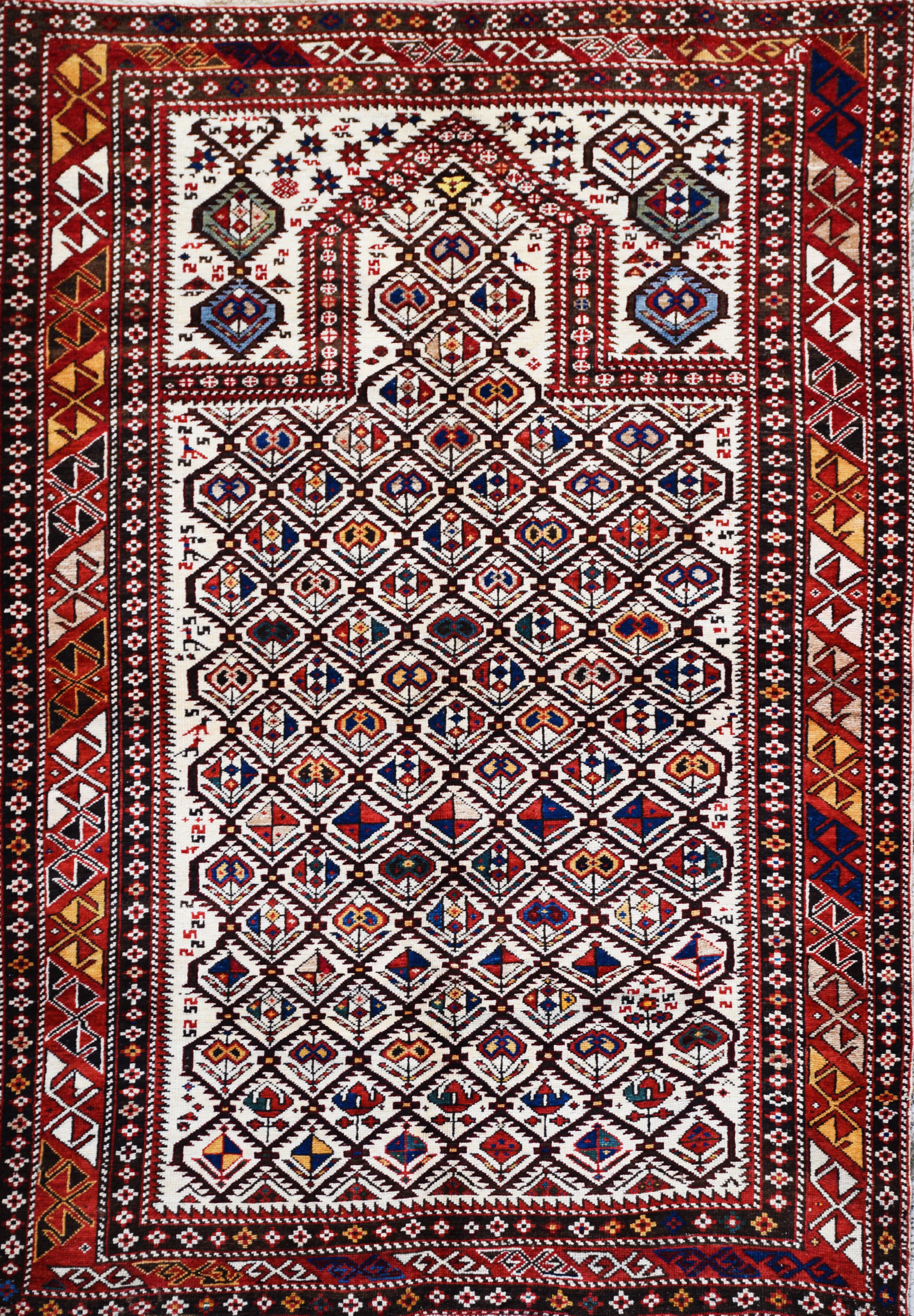 DAGHESTAN CARPET