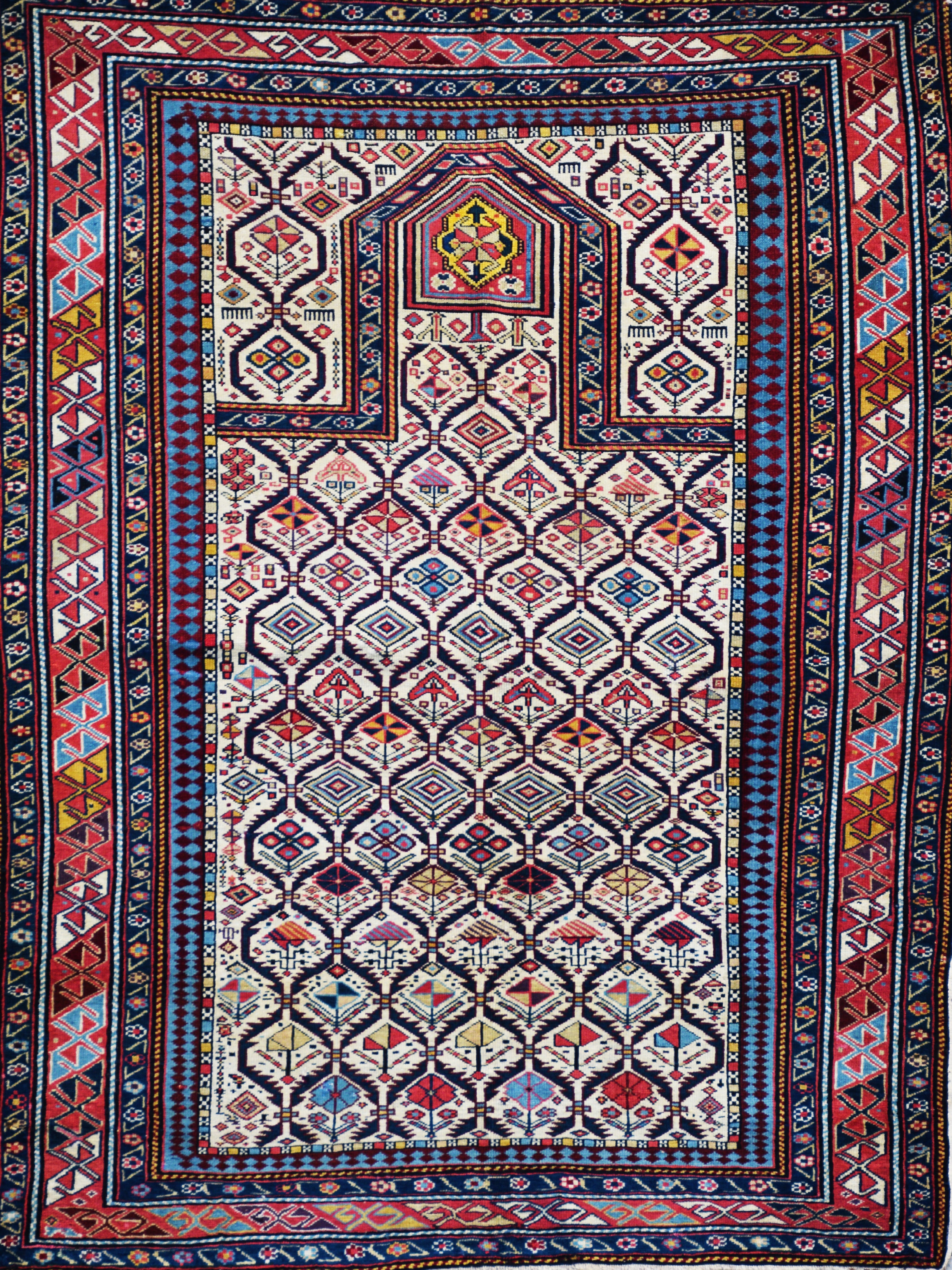 CHIRVAN DAGHESTAN CARPET