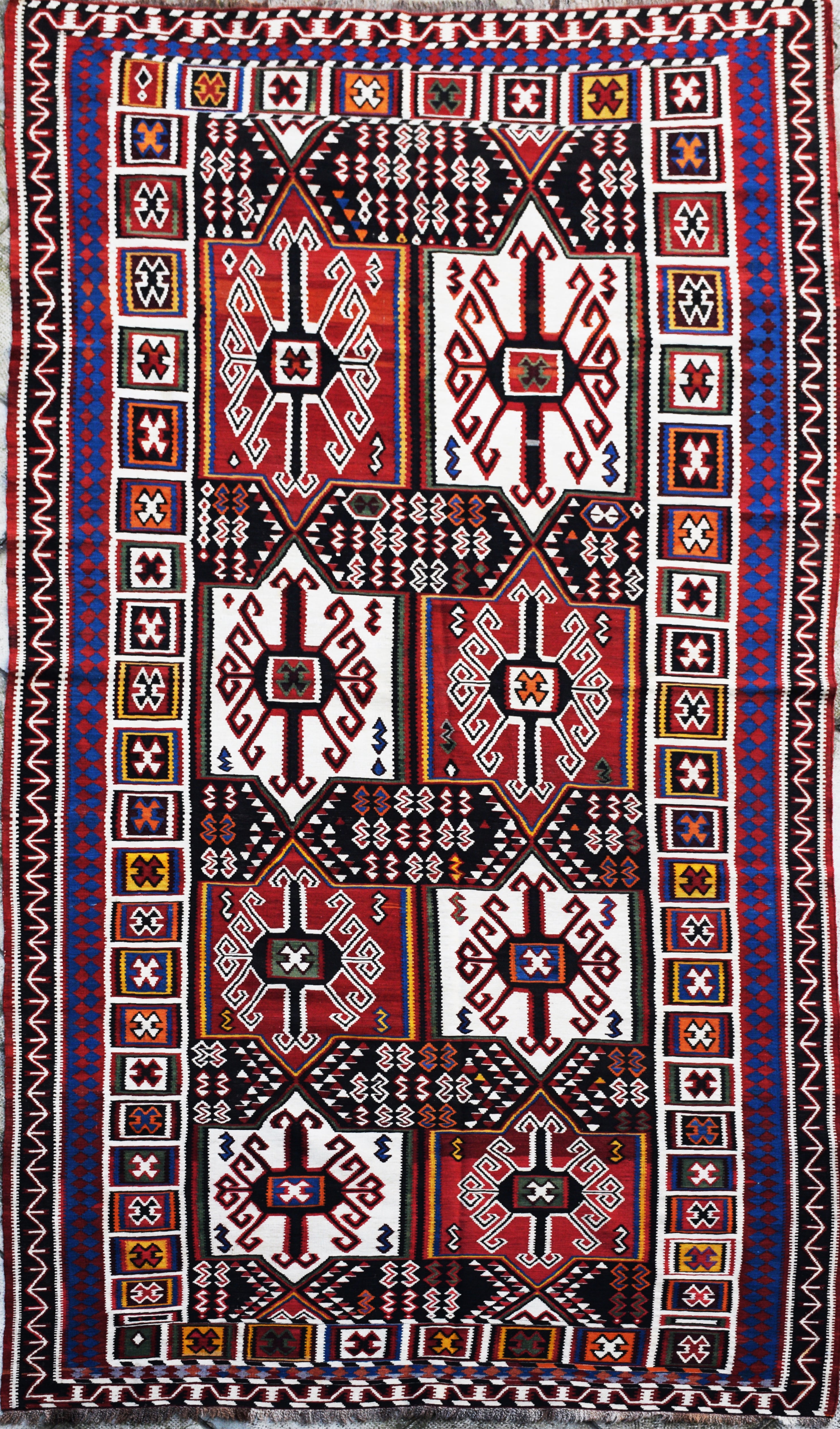 KUBA CARPET