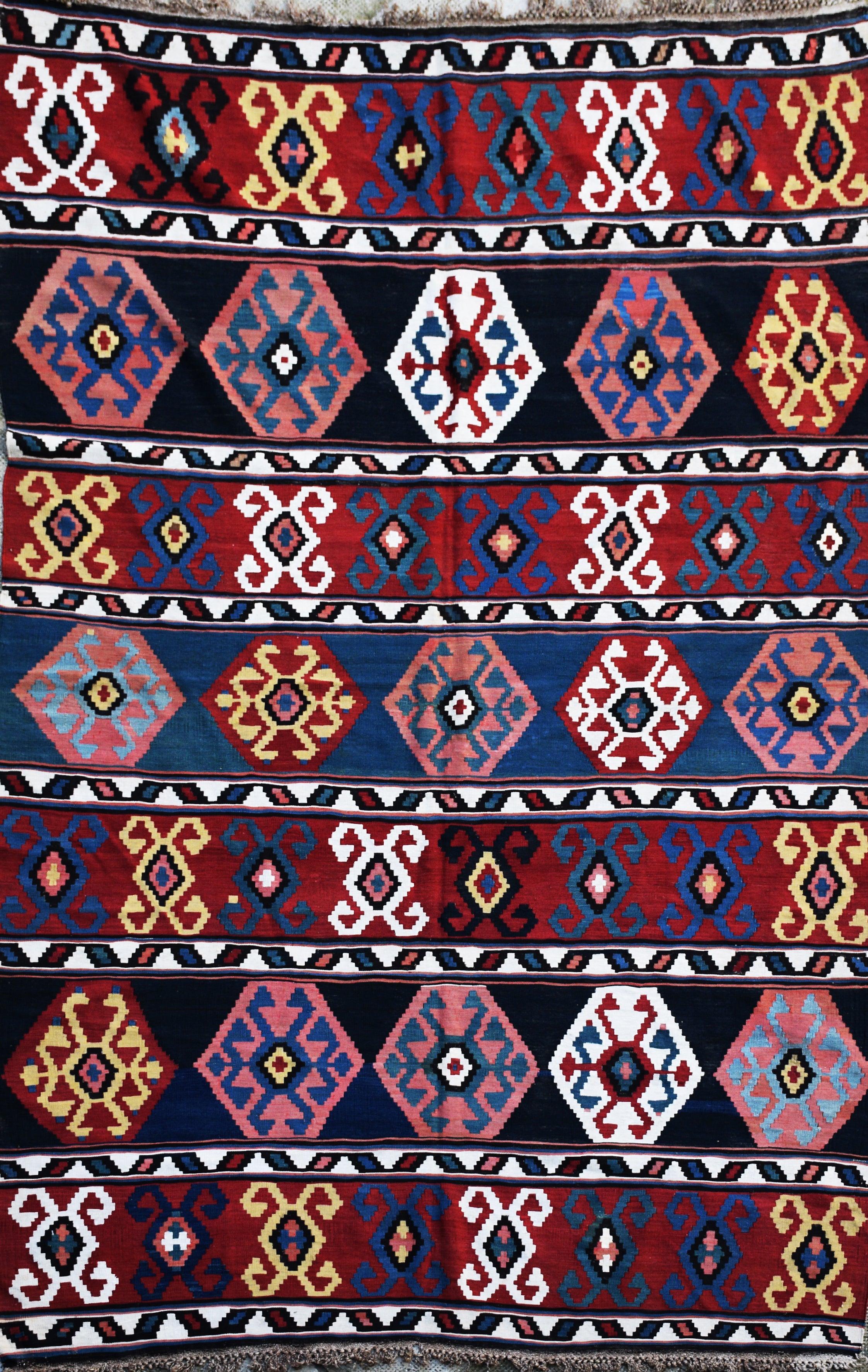 KUBA KILM CARPET