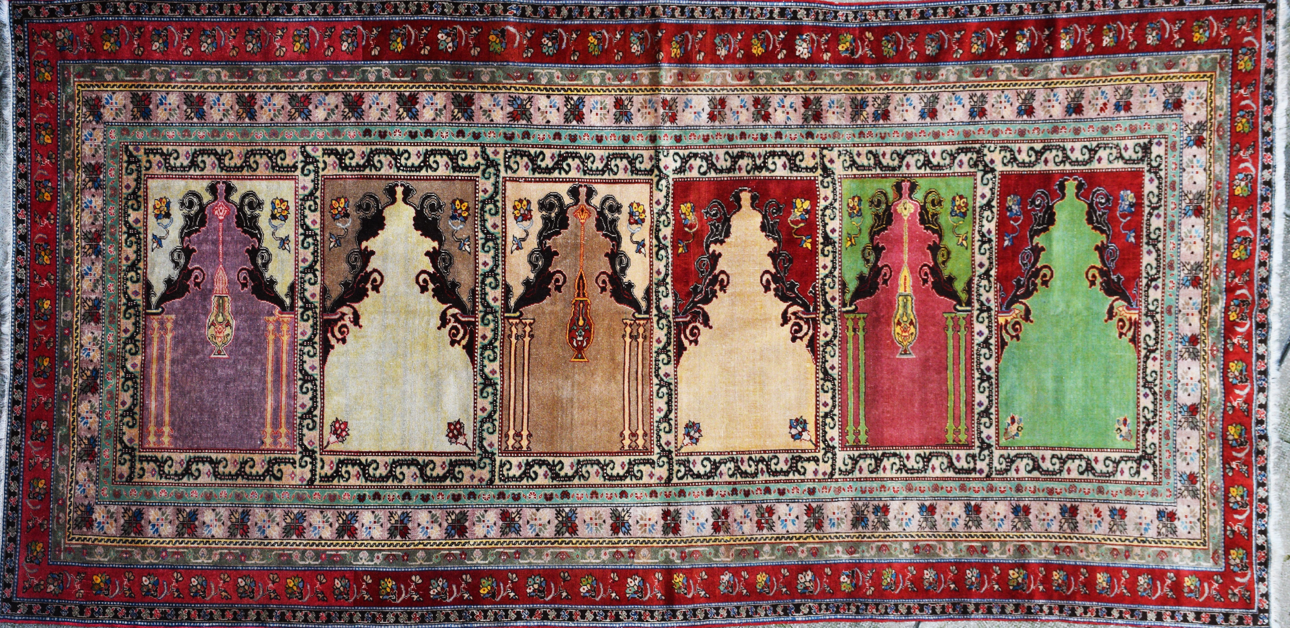 KERSHENIR CARPET