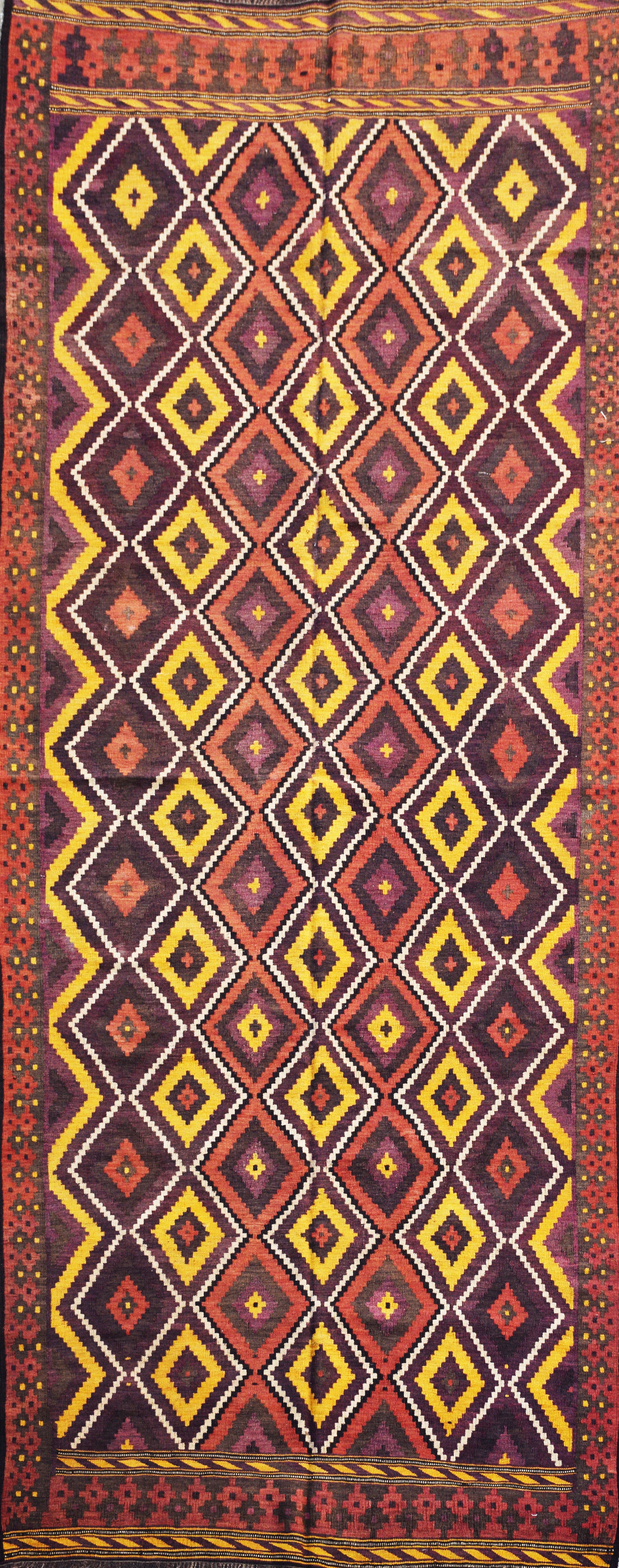 KILIM CARPET