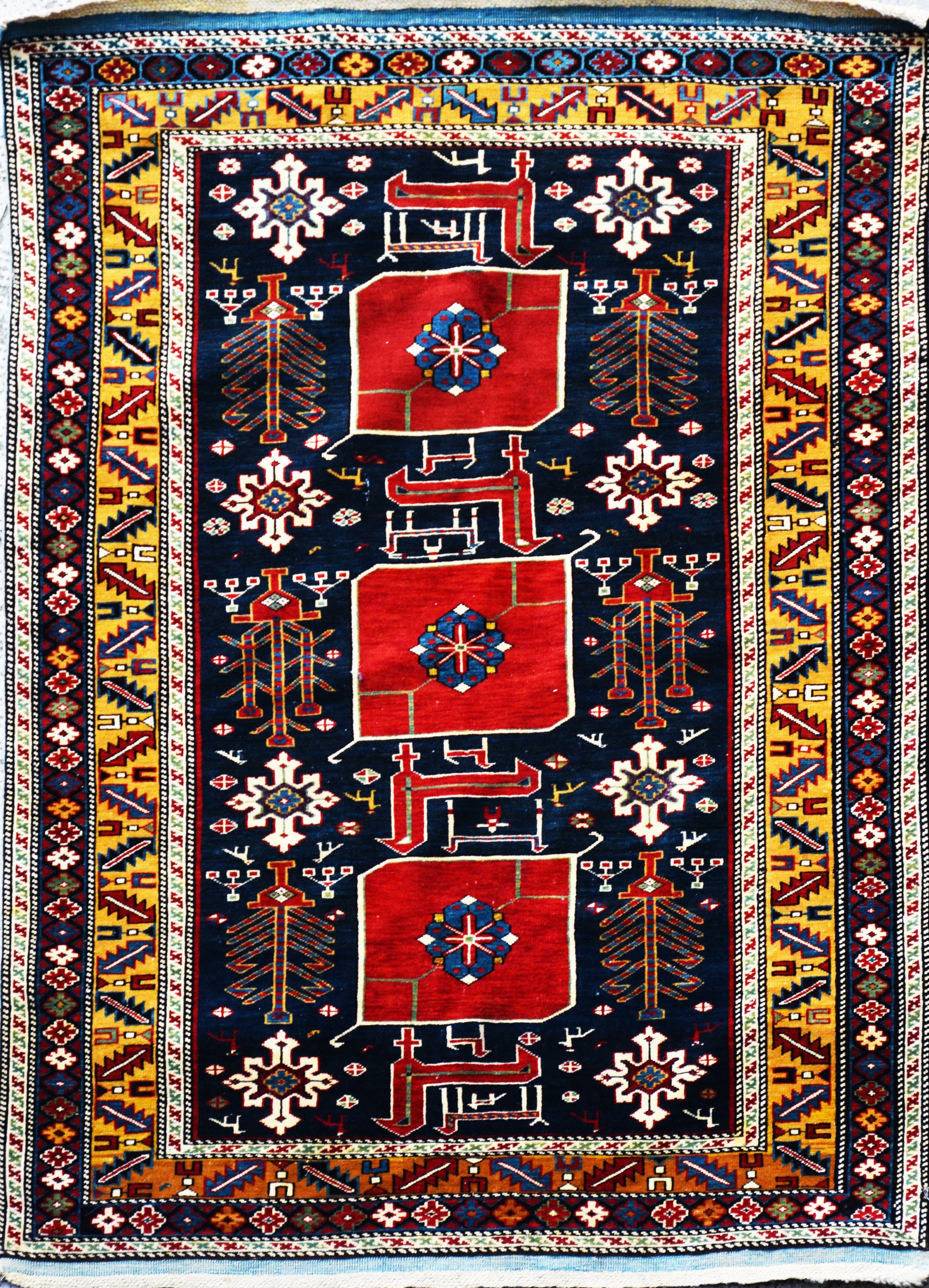 KUBA KARAGASHI CARPET