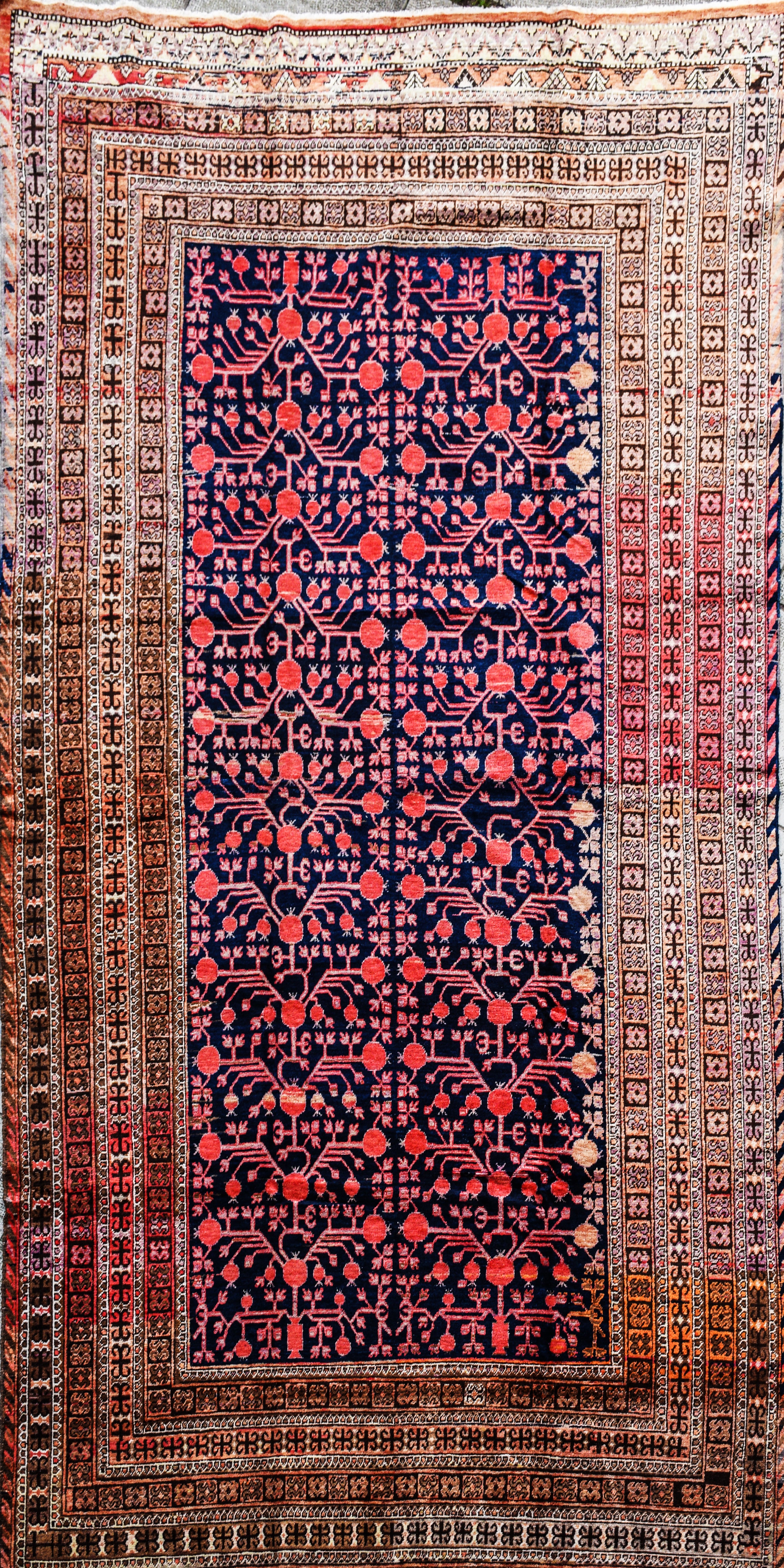 SAMARKAND CARPET