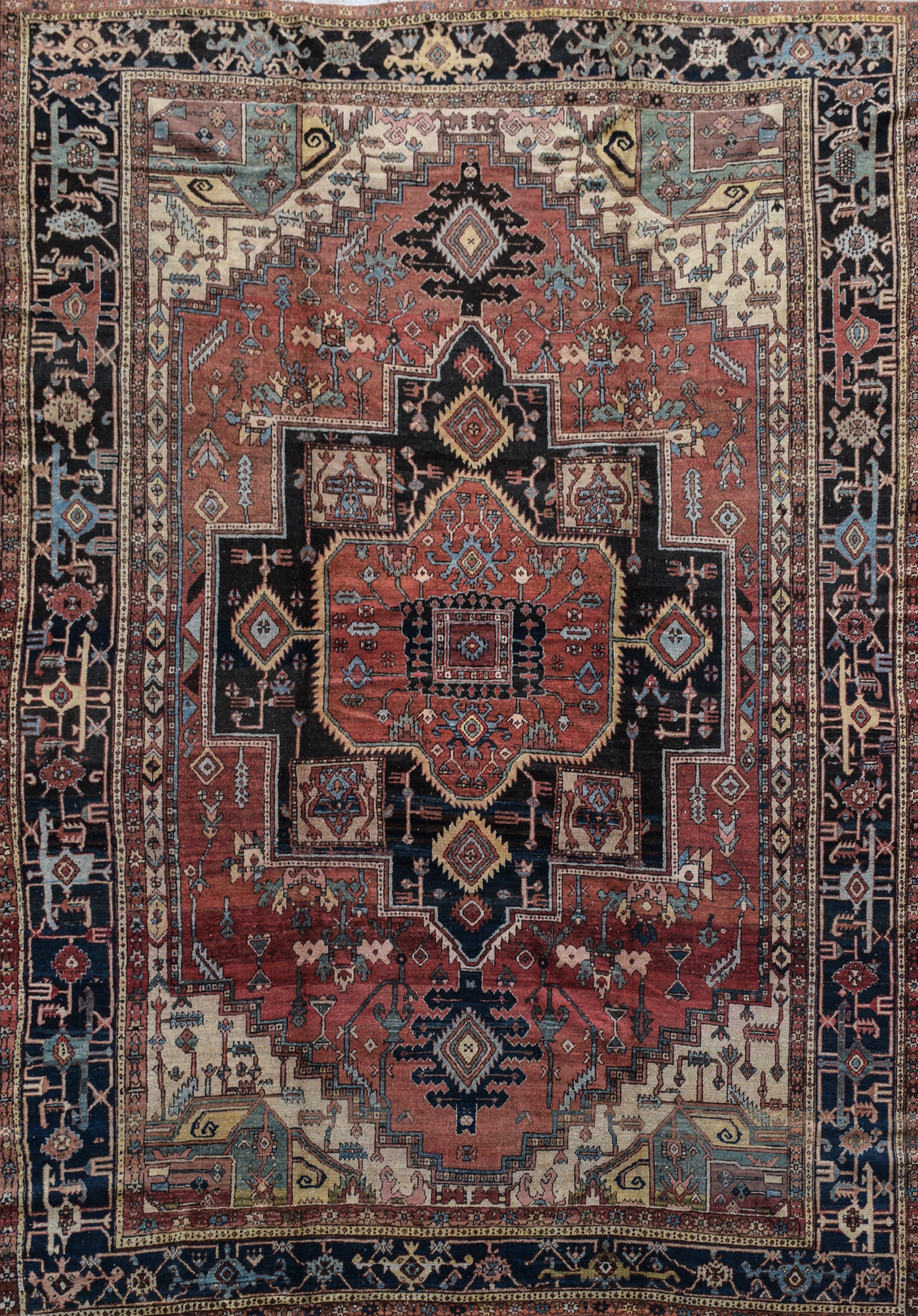 HERIZ SERAPI CARPET