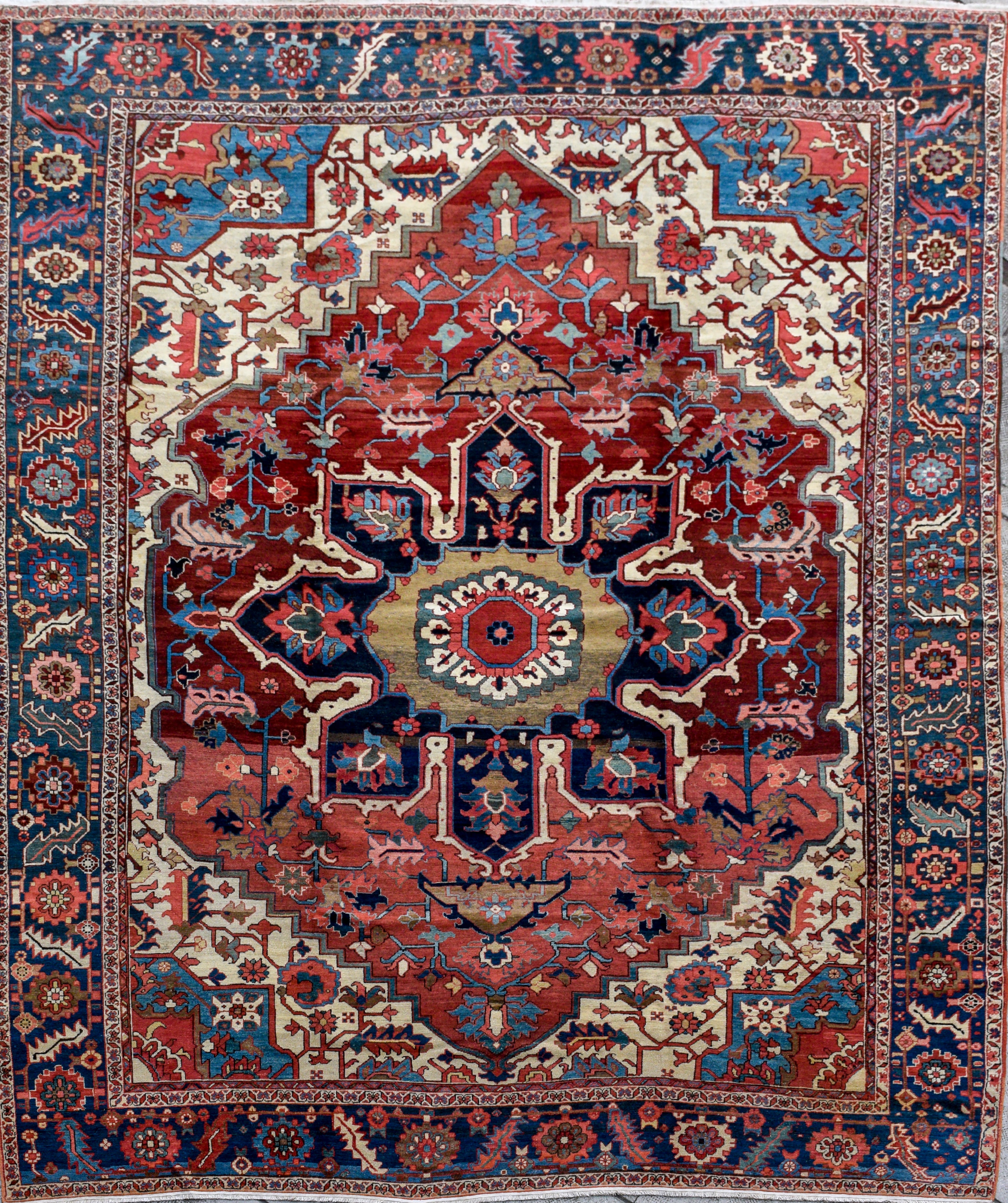 HERIZ SERAPI CARPET