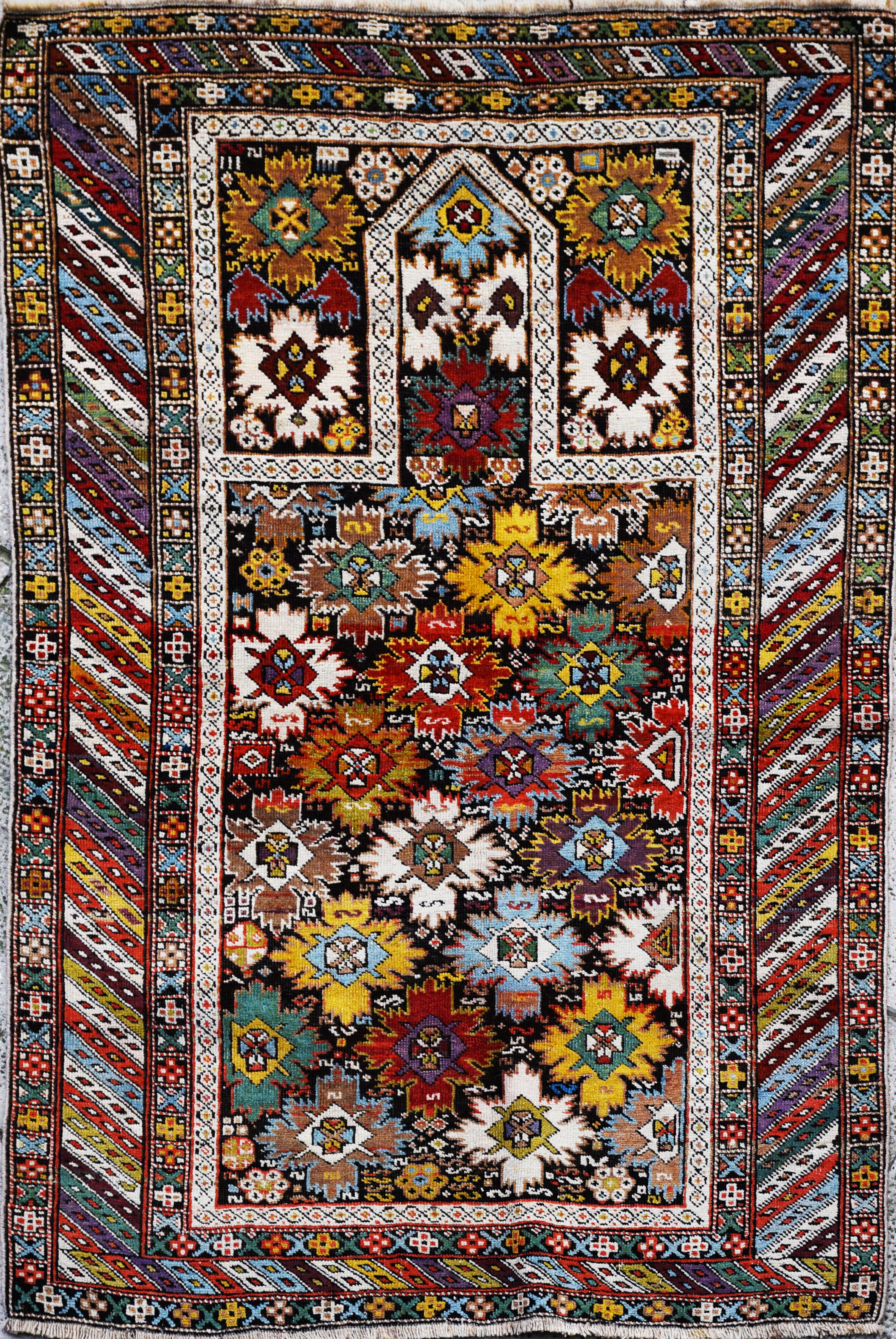 KUBA ZEIJWA CARPET