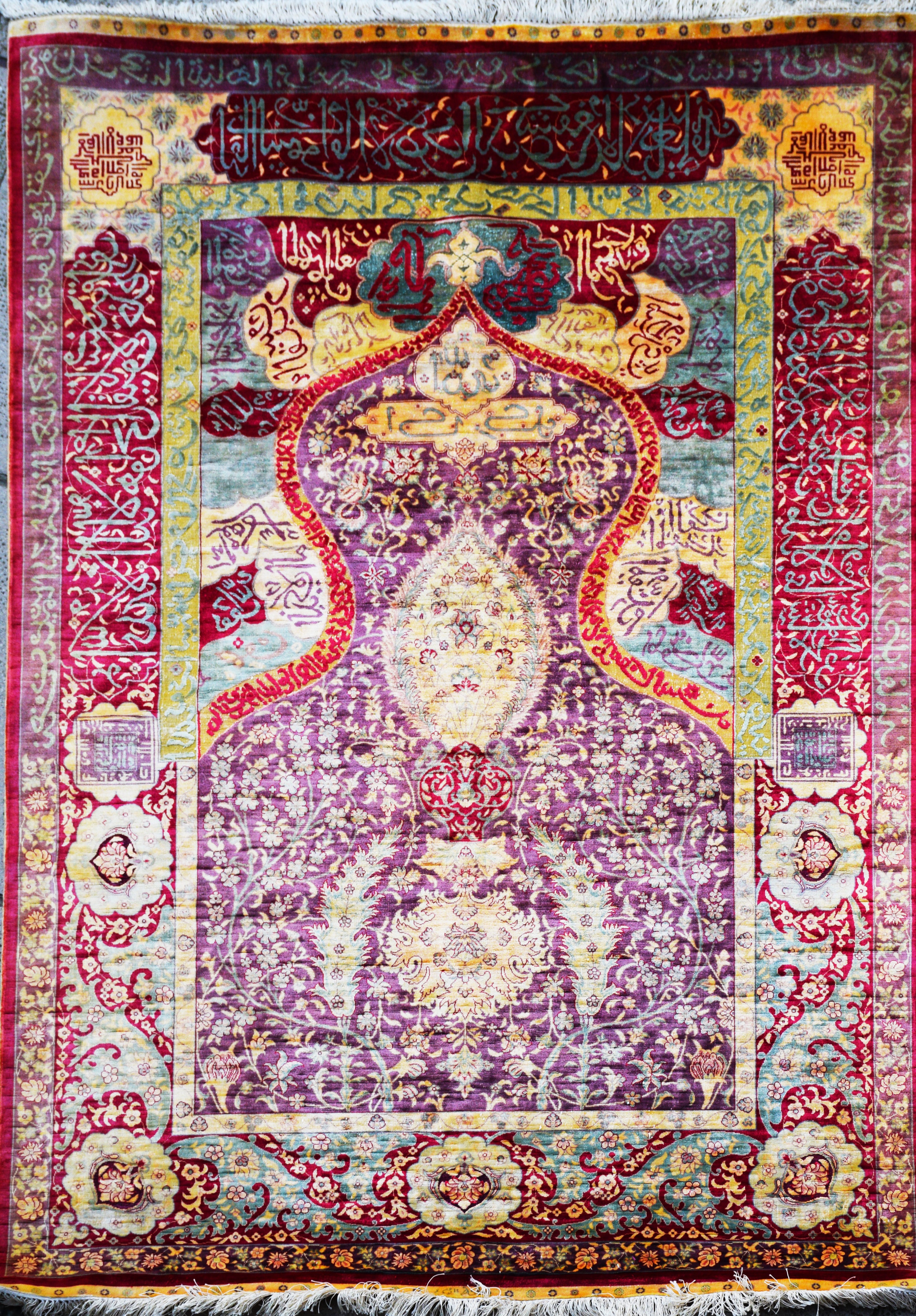 HEREKE CARPET