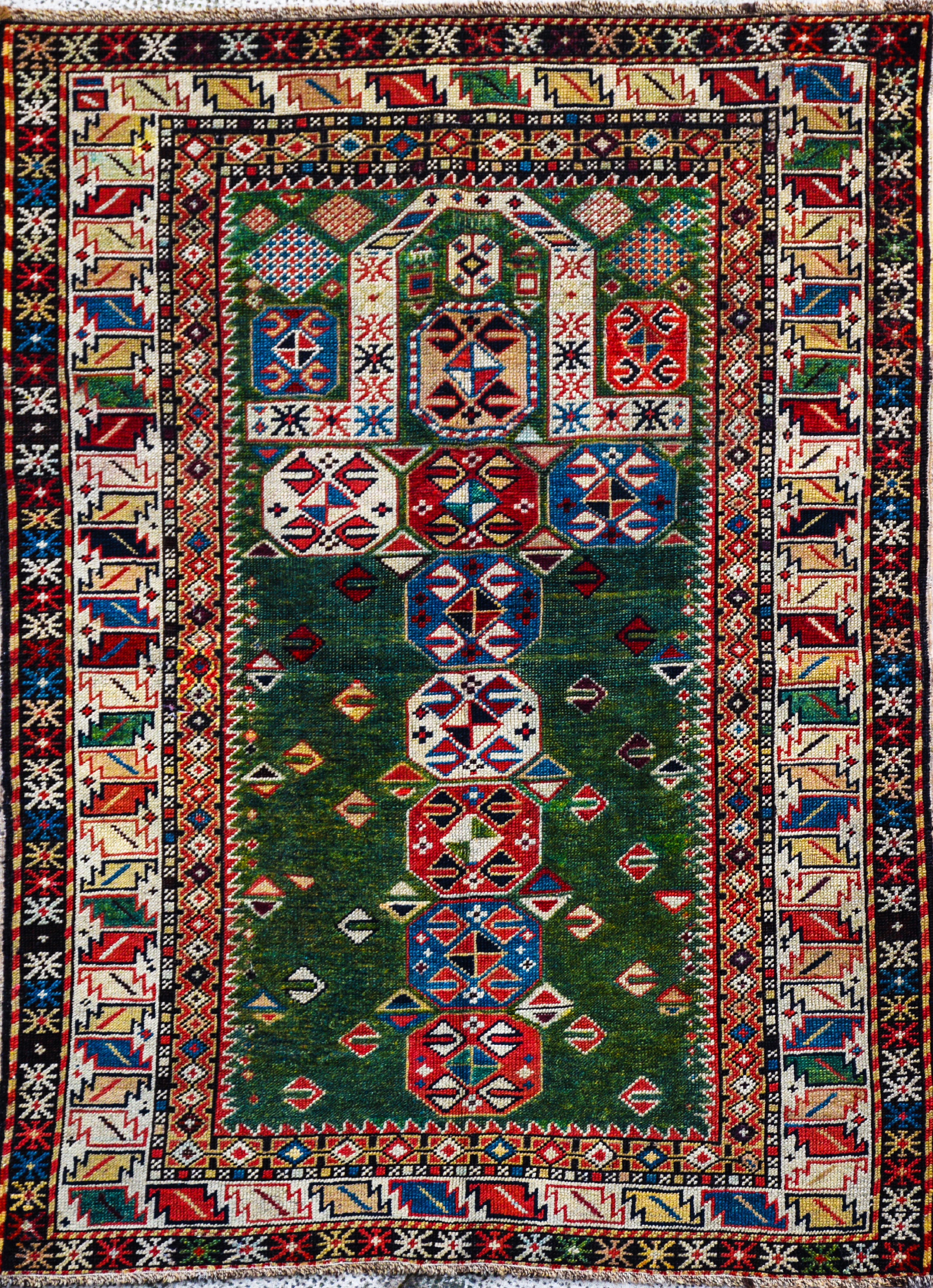 CHIRVAN DAGHESTAN CARPET