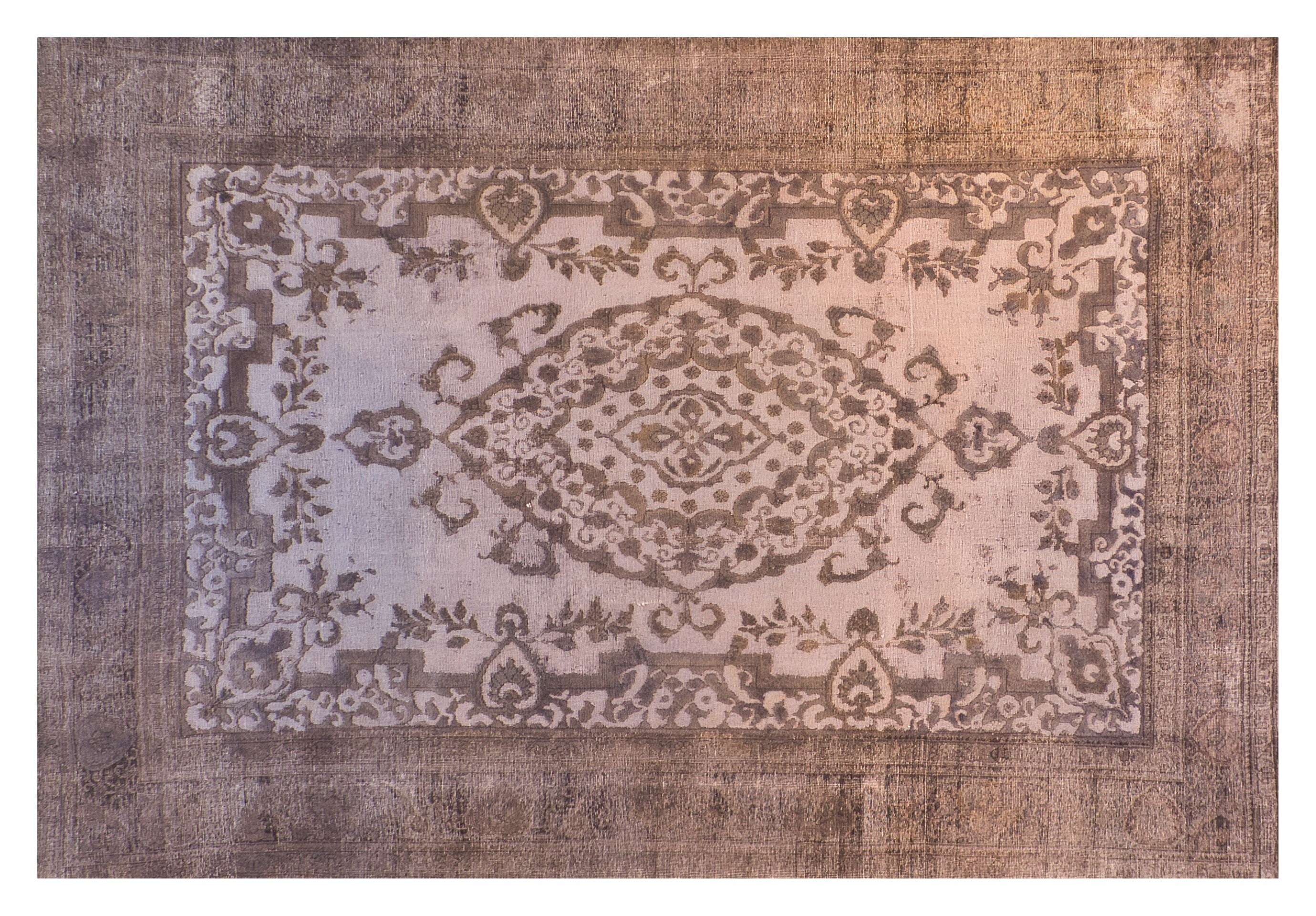 VINTAGE CARPET