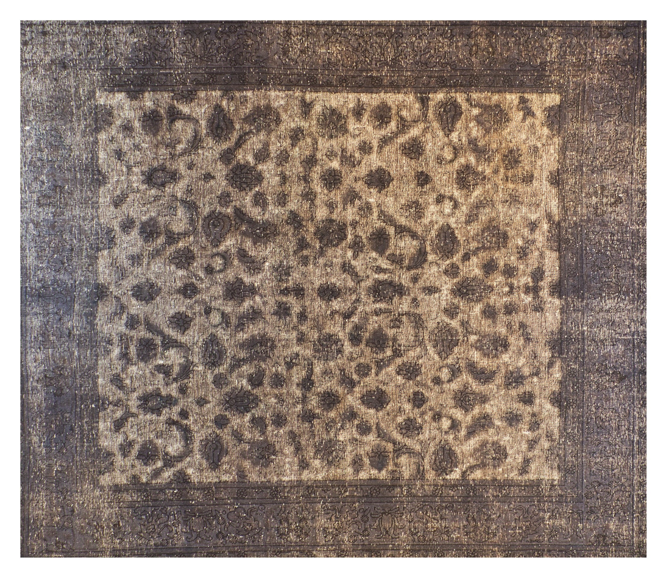 VINTAGE CARPET