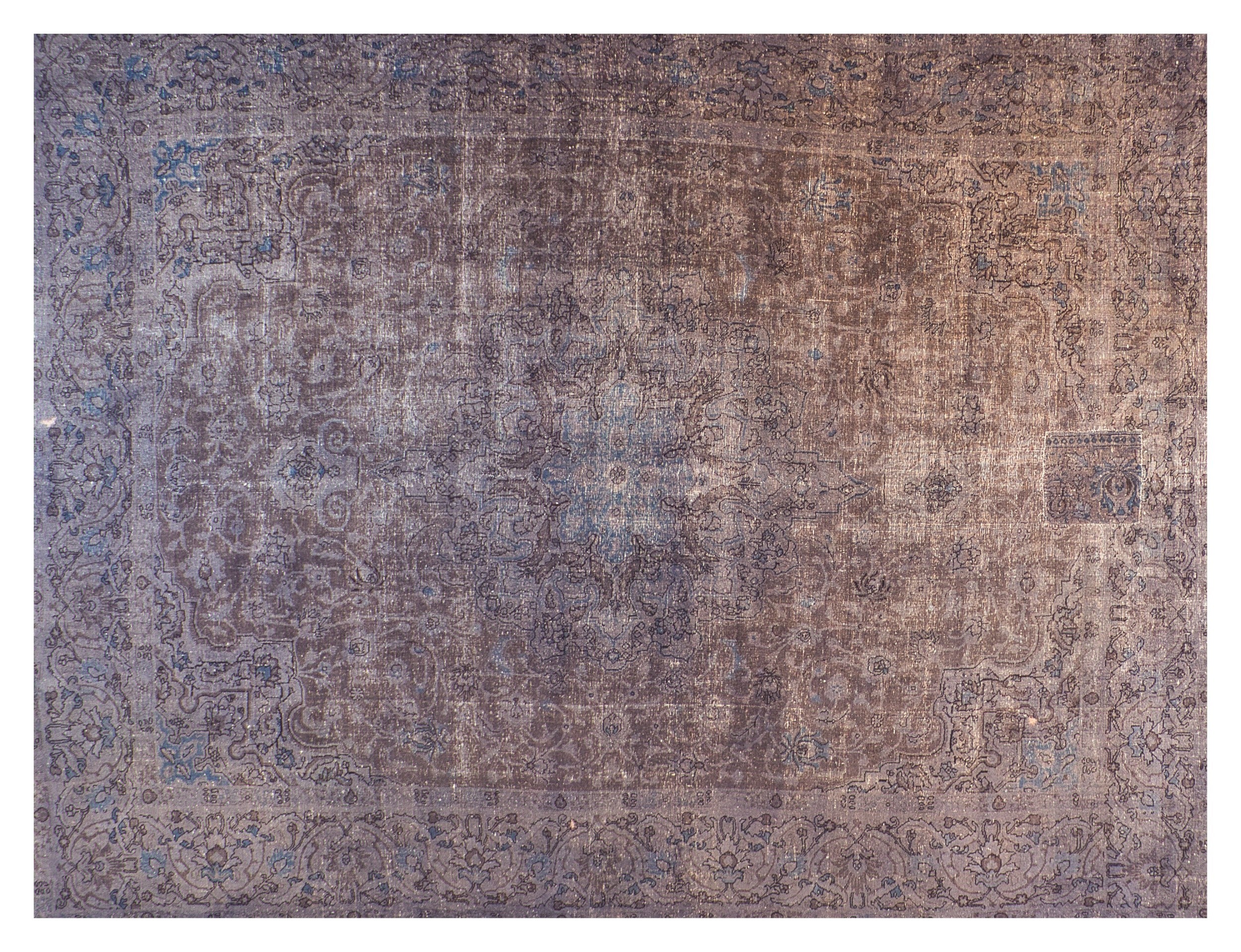 VINTAGE CARPET
